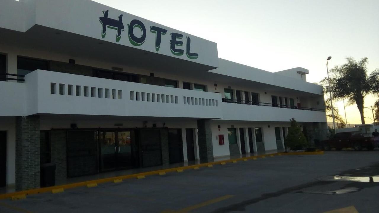Jalyd Inn Irapuato Luaran gambar